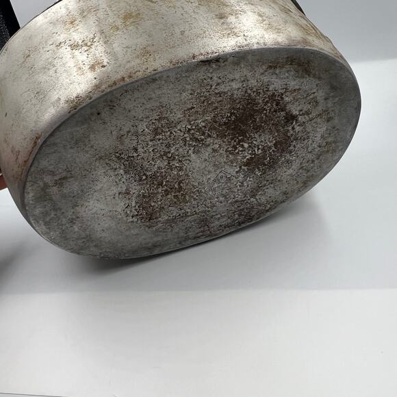 Vintage Super Cast Aluminum Dutch Oven 5 Quart Roaster Primitive Pan W Lid - Picture 7 of 8